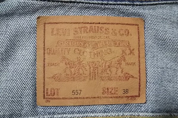 s-l1200.jpg s-l1200.jpg