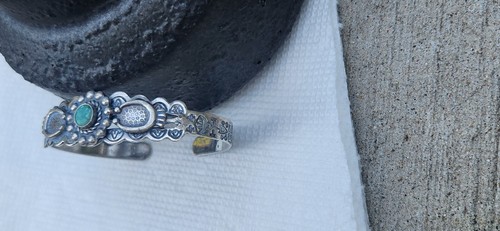 Vintage In The Like Of Fred Harvey Navajo Turquoise Sterling Silver Cuff 4.5" - Picture 4 of 6