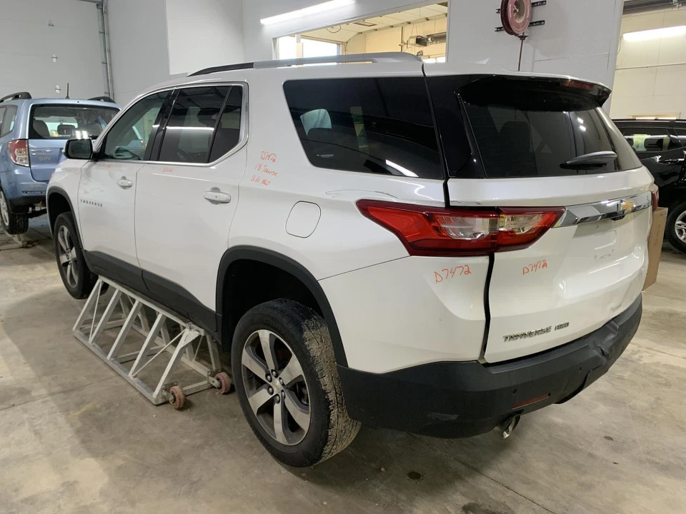 Compresor de aire acondicionado usado para: Chevrolet Traverse 2018 grado B Foto 3 de 4
