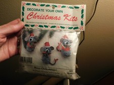 Merri Mac Christmas Ornaments Kit Vintage Merry Chris Mouse Pom Poms