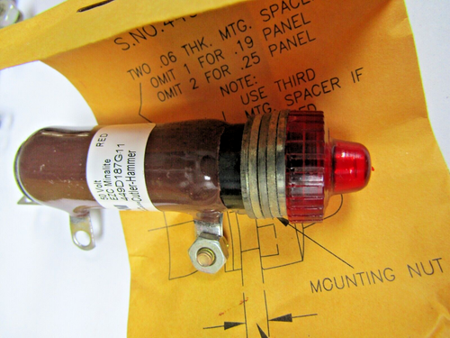 🔥NEW EATON CUTLER HAMMER RED EZC MINALITE 50 VOLT 850 Ω W/HARDWARE 449D187G11 - Afbeelding 2 van 8