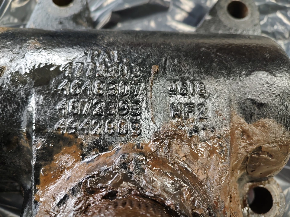 THP605299 THP602295 TRW Steering Gear Box Semi Truck volvo frieghtliner mack - Image 3 of 4