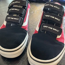 Vans Off The Wall Mens Sz 5.5/Wms  Sz 7 Shoes