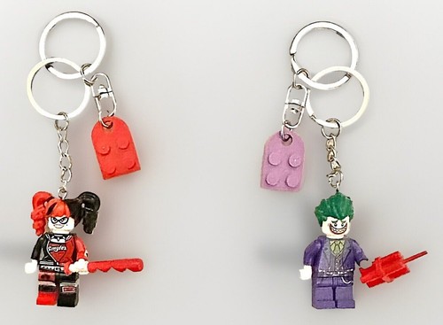 Batman Figur Schlüsselanhänger Paare Liebe rosa Batgirl Mini DC Taschenanhänger Geschenk Autoschlüssel - Bild 20 von 37