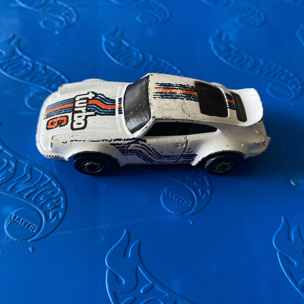 HOT WHEELS® PORSCHE 911 ©MATTEL 1974 香港製 Hot Wheels 1974 Hong Kong White P-911 Porsche Turbo 6 Mattel Die