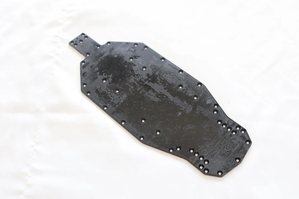 XB-5414 xray XB2 19' carpet buggy chassis - Image 2 of 2