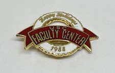USC Faculty Center University Of Southern California Holiday 1988 Pin (13B)