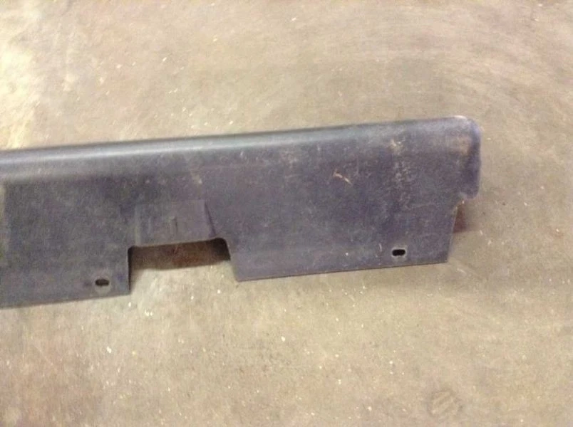 96 97 98 1996 1997 1998 1999 年 SATURN SL SL1 SL2 左球杆黑色侧裙饰边 — 第 4/4 张图片