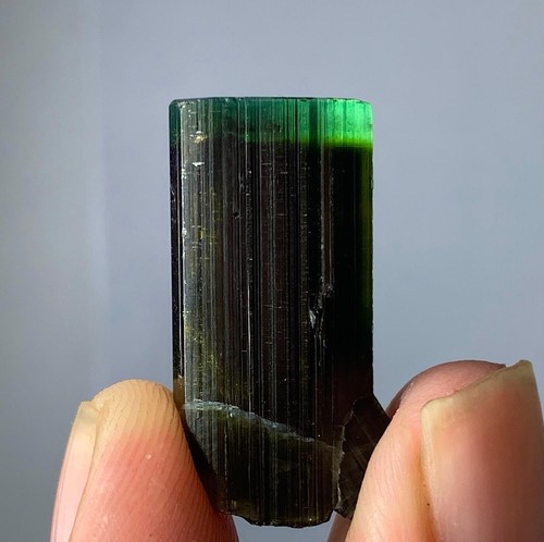 Beau bouchon vert 33 carats cristal tourmaline du Pakistan - Photo 8/8