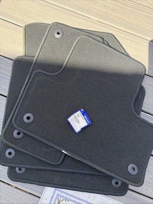 Floor Mats VOLVO XC60 Car Mats ORIGINAL 32216555 Black New OEM