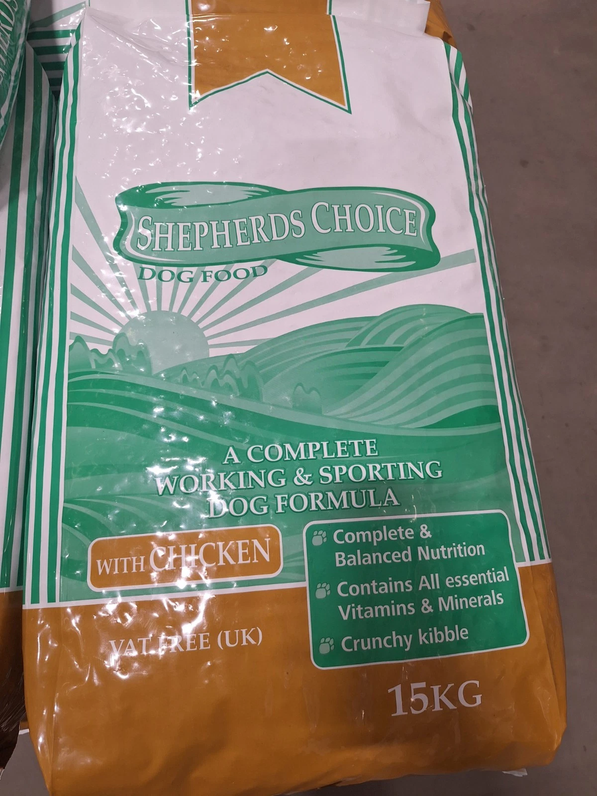 Shepherds Choice Working Dog Food 15kg Complete with Chicken Crunchy Kibble