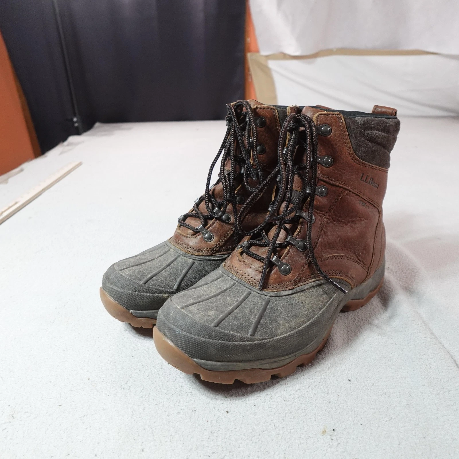 LL Bean Boots Mens Size 10 Brown Leather Duck Primaloft Winter Waterproof Boot