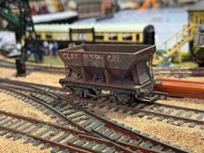 Mainline 37-180 OO Gauge Clay Cross Iron Ore Co. Hopper Wagon Brown Weathered 