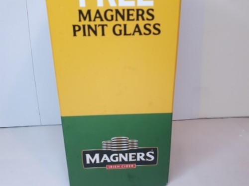 Magners Irish Cider Pint Glas mit Box Man Cave Hausbar Markenglaswaren - LNC - Bild 7 von 11