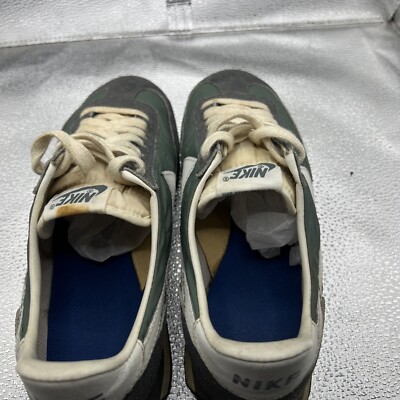 Nike Turquoise Oceania Running 80s Athletic Sneaker Size 8