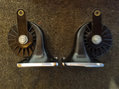 Nos 6V Bosch 500HZ 625Hz VW Formula Vee Porsche 356 Hupe  Fanfare Horn Set