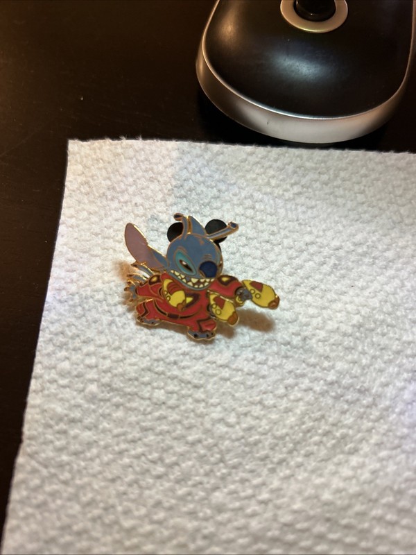 DS - Stitch - Blaster - Naughty Pin LE500 PP42858 Disney Pin