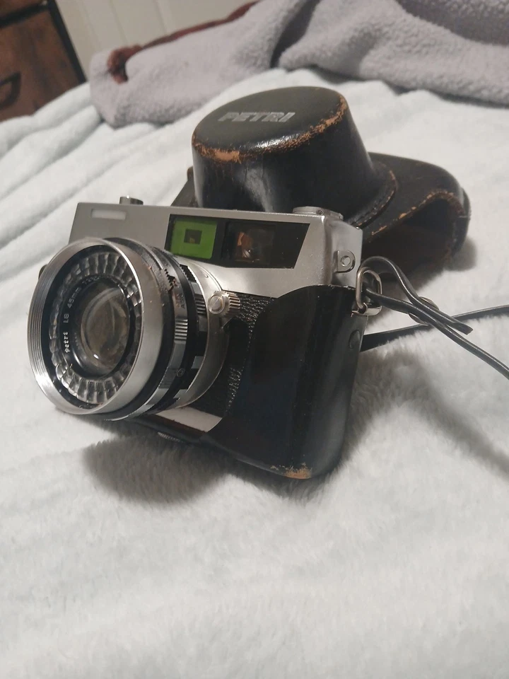 Sistema de ojos circulares Petri 7 S 35 mm cámara fotográfica telémetro con estuche  Foto 4 de 4