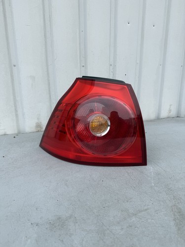 VW Golf V 5 Linkes Rücklicht Rückleuchte Heckleuchte 1K6945095J Links (GV-18)