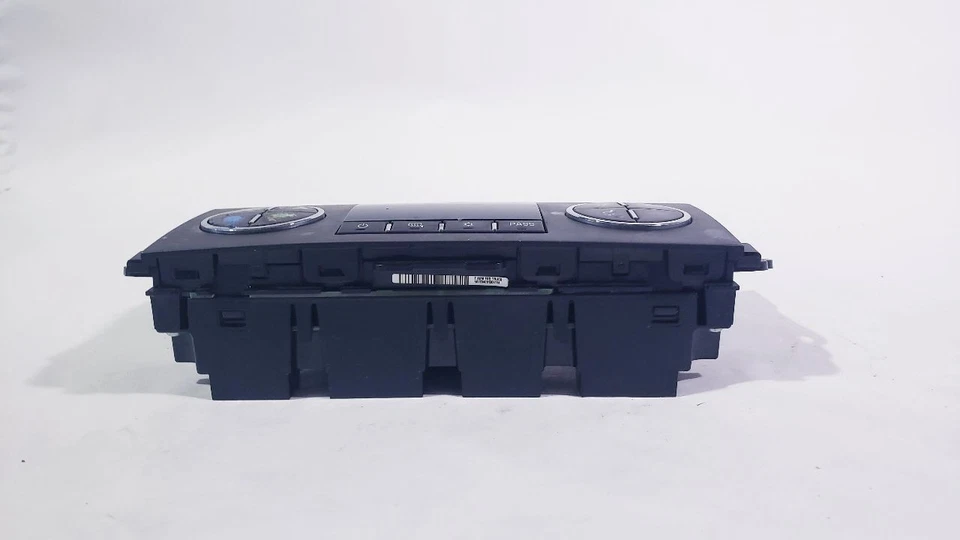 Temperature AC Control Worn Buttons PN:20921713 OEM 12 13 14 GMC Sierra 3500 - Image 4 of 4