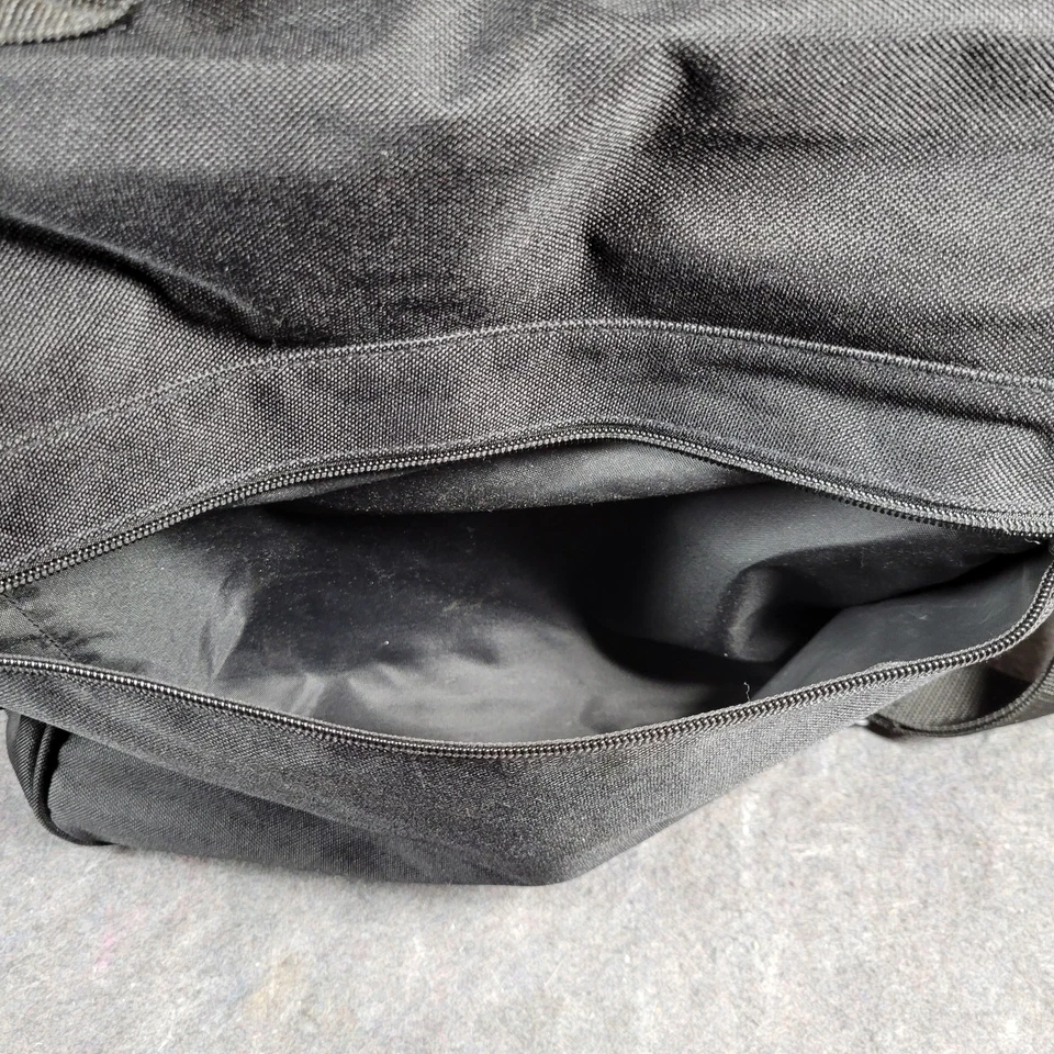 Adidas Bolso Mensajero Negro Con Correa Acolchada para el Hombro 6"×12"×16" Foto 4 de 4