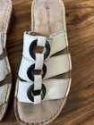 LADIES WHITE NATURALIZER 3 STRAP SLIP ON LEATHER SANDALS SHOES SIZE  6  EUC — photo 2