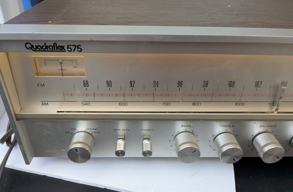 Vintage Quadraflex 575 AM FM Stereo Receiver Japan Amp Amplifier