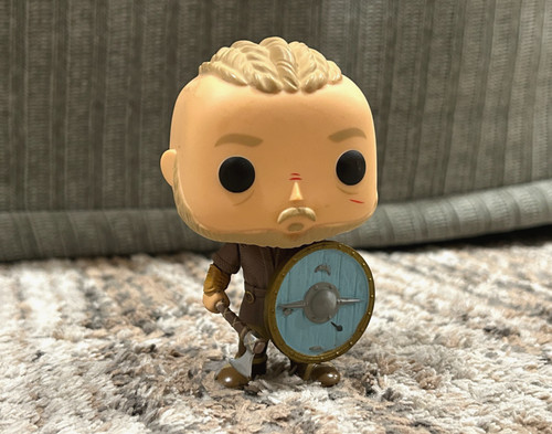 Funko POP! Rare Vaulted Vikings #177 Ragnar Lothbrok OOP/OOB