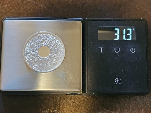 2024 The Eye; SILVER SHIELD GSM; 1 Troy oz .999 Pure ART Silver Round In Capsule - Picture 3 of 3
