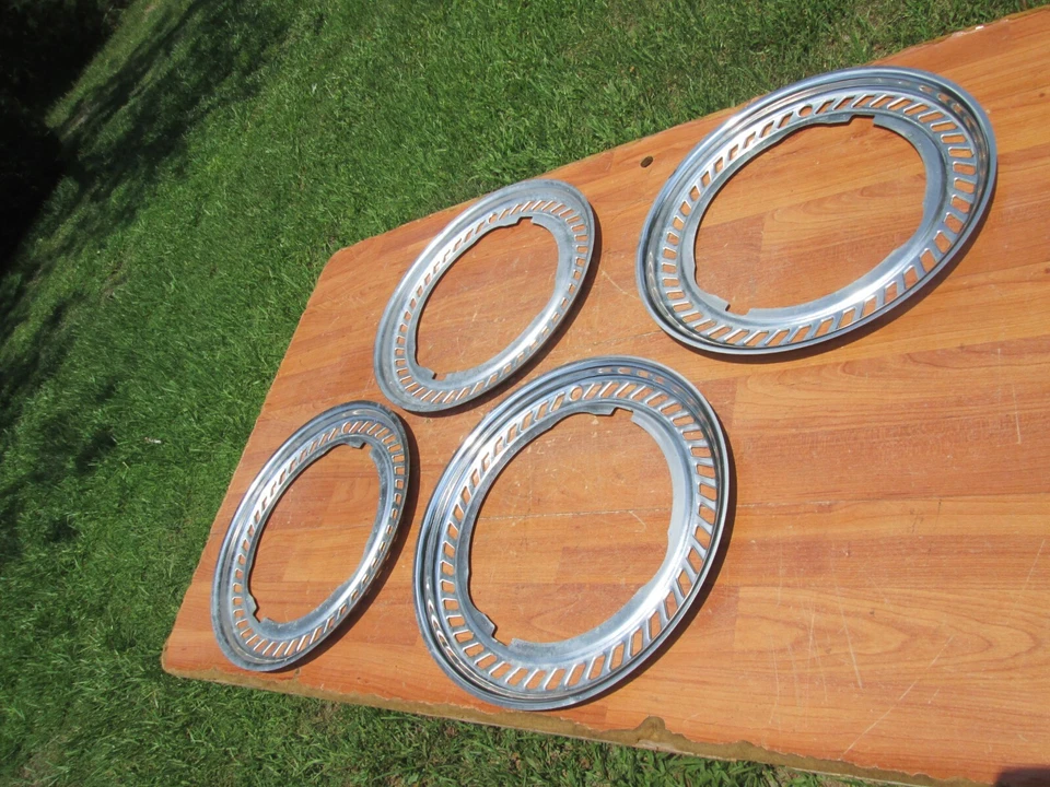 1963 1964 1965 1966 1967 1968 1969 Ford Cortina anillos de belleza OEM Foto 4 de 4