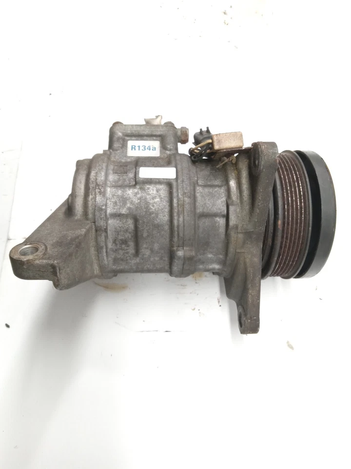 Nissan Pathfinder 2001-2004 compresor de aire acondicionado OEM, 682-58897 Foto 3 de 4