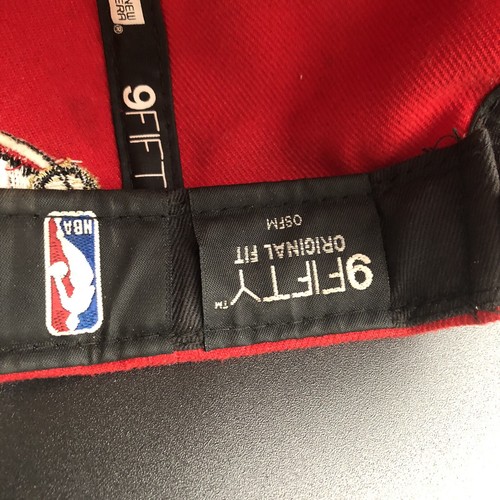 Chicago Bulls NBA Finals 1996 Metallic Logo 9Fifty New Era Hat Snapback - Picture 9 of 9