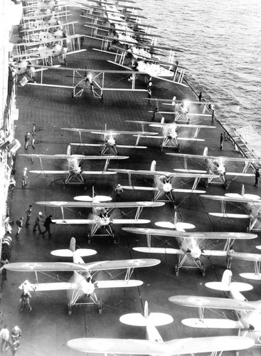 1929 USS Saratoga Aircraft Flight Deck Boeing F3B 1 Martin T4M 1 