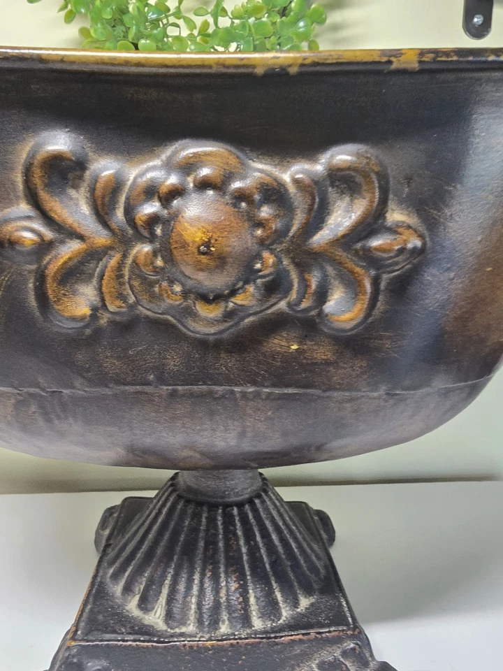 VINTAGE STAINED/TARNISHED METAL BOWL WITH CAST IRON BASE - VERY HEAVY Ornate - Image 3 of 4