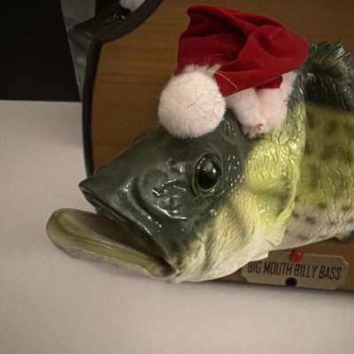 Vtg Gemmy Big Mouth Billy Bass Singing Fish Santa Hat Christmas In