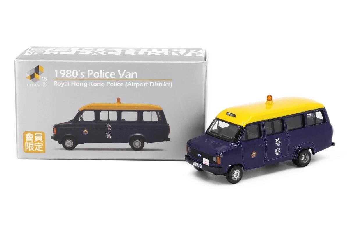 Ford Transit 1980s Police Van Airport District 1:76 Scale Tiny City ATC65115