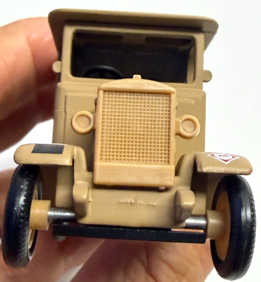 Camión ligero Morris colección militar Lledo Days Gone de colección ambulancia 8vo ejército Foto 4 de 4