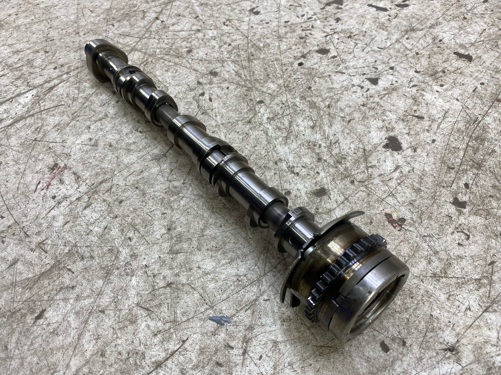 2020-2025 ASTON MARTIN DBX 4.0L V8 M177 LEFT DRIVER SIDE ENGINE EXHAUST CAMSHAFT