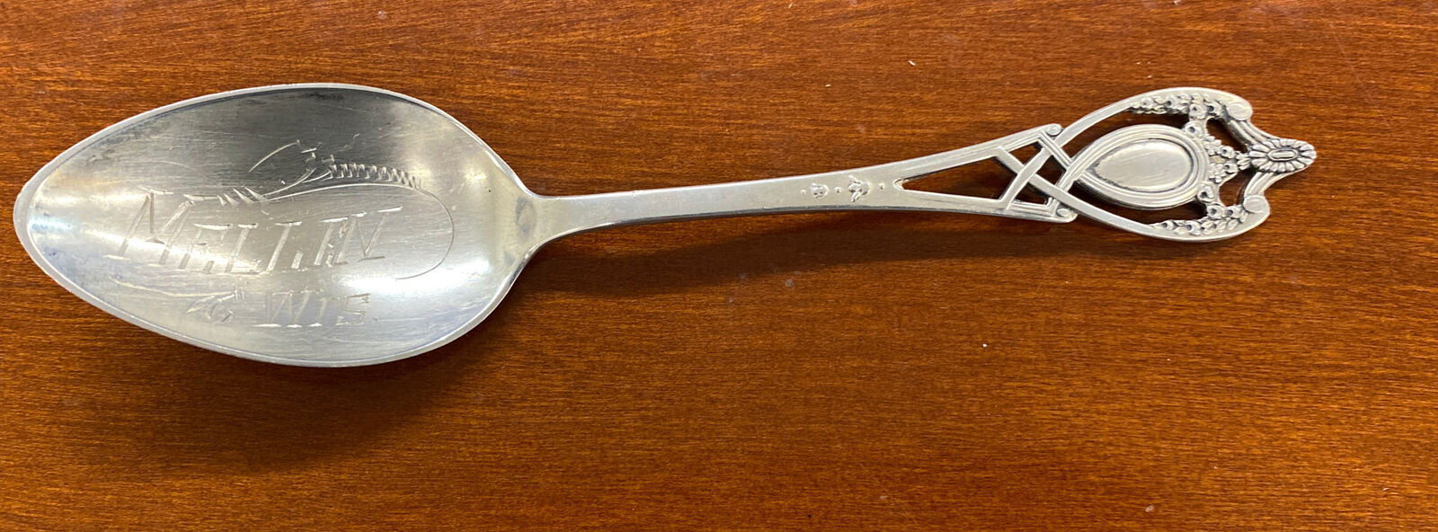 Mellen Wisconsin Monticello Pattern Lunt Sterling Silver 17.0g Souvenir Spoon