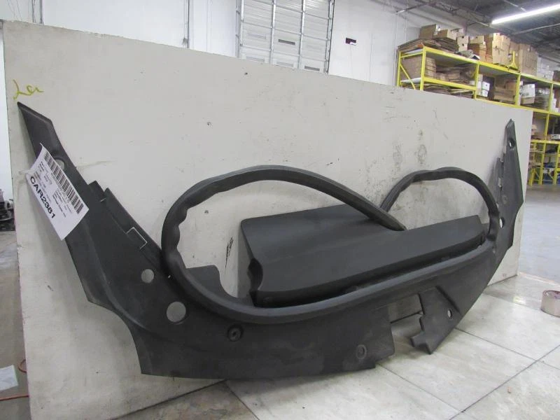 PAINEL DE VENTILAÇÃO CAPUZ CADILLAC CTS 2009 - Imagem 3 de 3