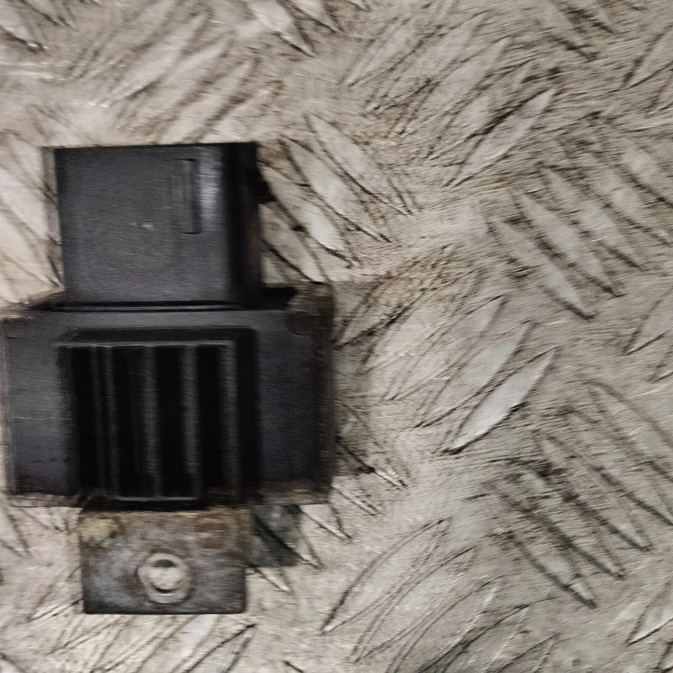 Nissan Qashqai 2011 1,5 DCI relé bujía incandescente 8200859243 #1 Foto 3 de 4