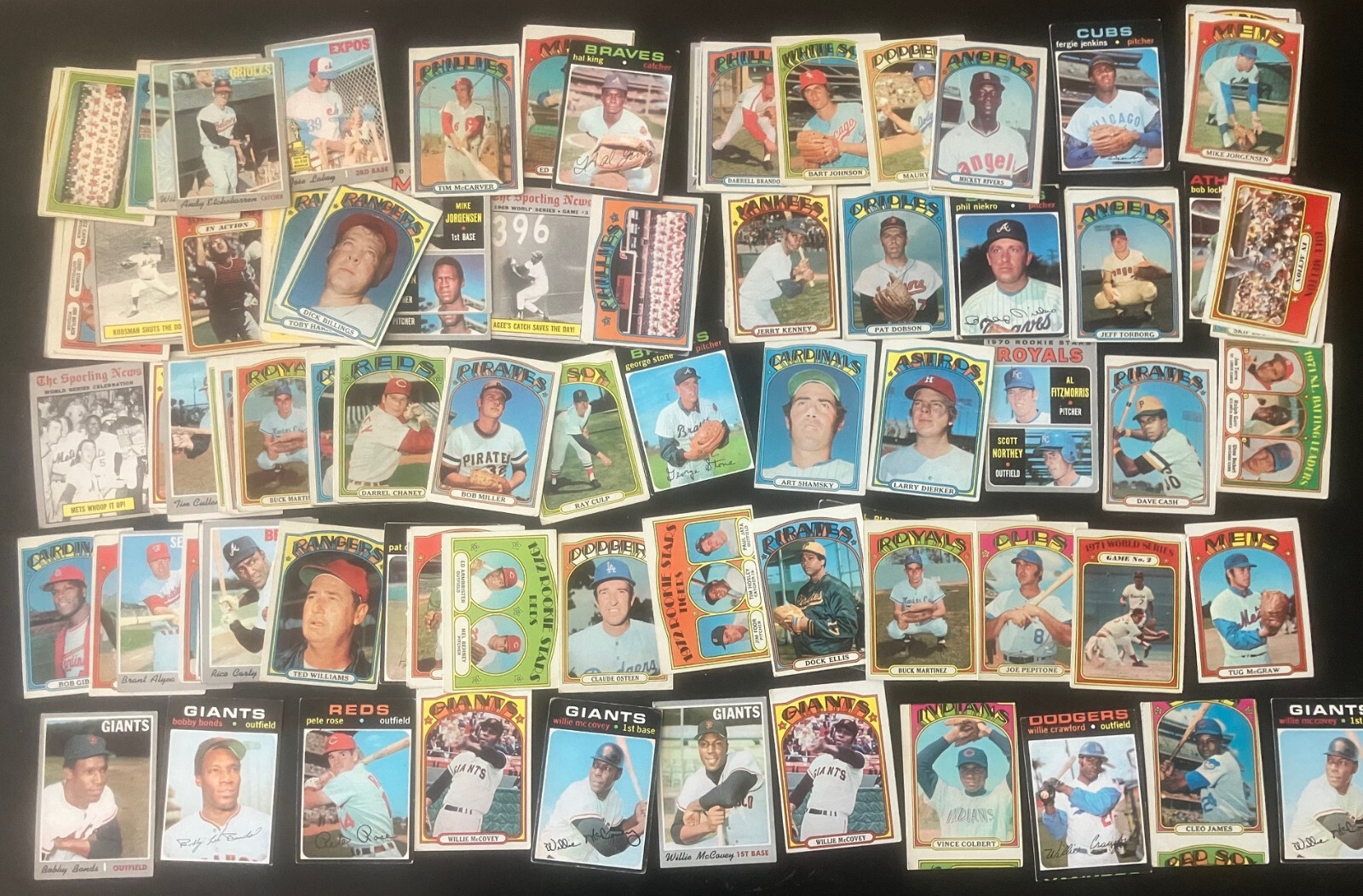 HUGE LOT 700+ TOPPS VINTAGE BASEBALL CARDS MOST 19701972 UNGRADED