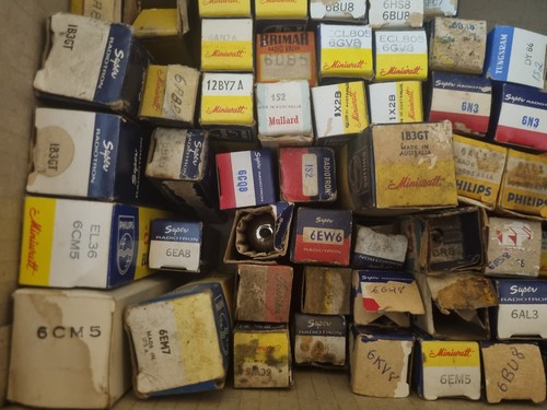 Large Bulk Lot Of Mixed Radio Audio TV Valves Vacuum Tubes - Picture 4 of 5