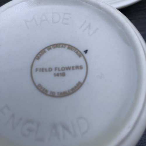 1980s Marks And Spencer ‘Field Flowers’ 6 Cups And Saucer Excellent Condition - Picture 8 of 11