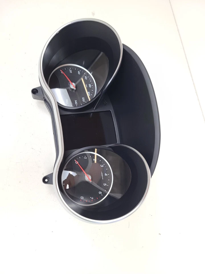 2019-2020 MERCEDES BENZ C300 SPEEDOMETER ODOMETER INSTRUMENT CLUSTER GAUGE 27K - Image 3 of 4