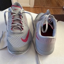 Nike Fitsole Damen Sneaker grau pink Syntheti...