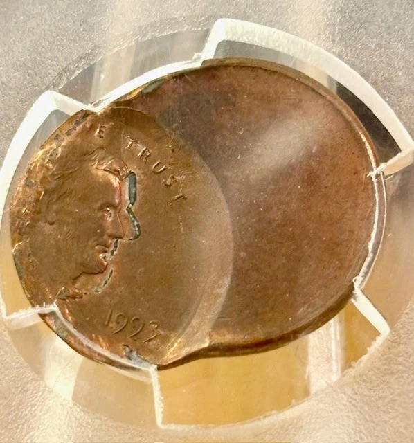 1993 MINT ERROR Lincoln Cent PCGS MS 63RB Struck 55% Off Ctr Triple outline coin - Image 2 of 4