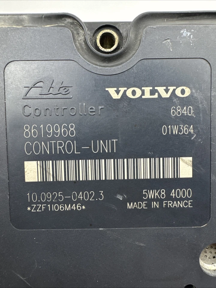 00 01 02 03 Módulo de control modulador ABS Volvo S60 8619968 V70 XC Foto 2 de 4