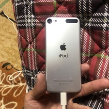 Apple A1574 iPod Touch 6th Generation 32GB Silver CCQWL3S8GGNK