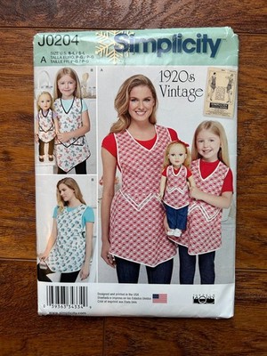 Simplicity Sewing Pattern J0204 Matching Apron For Mom, Daughter & Doll - UNCUT